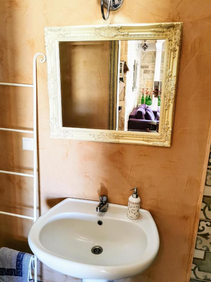 Aelia Apartment Камиларион Екстериор снимка