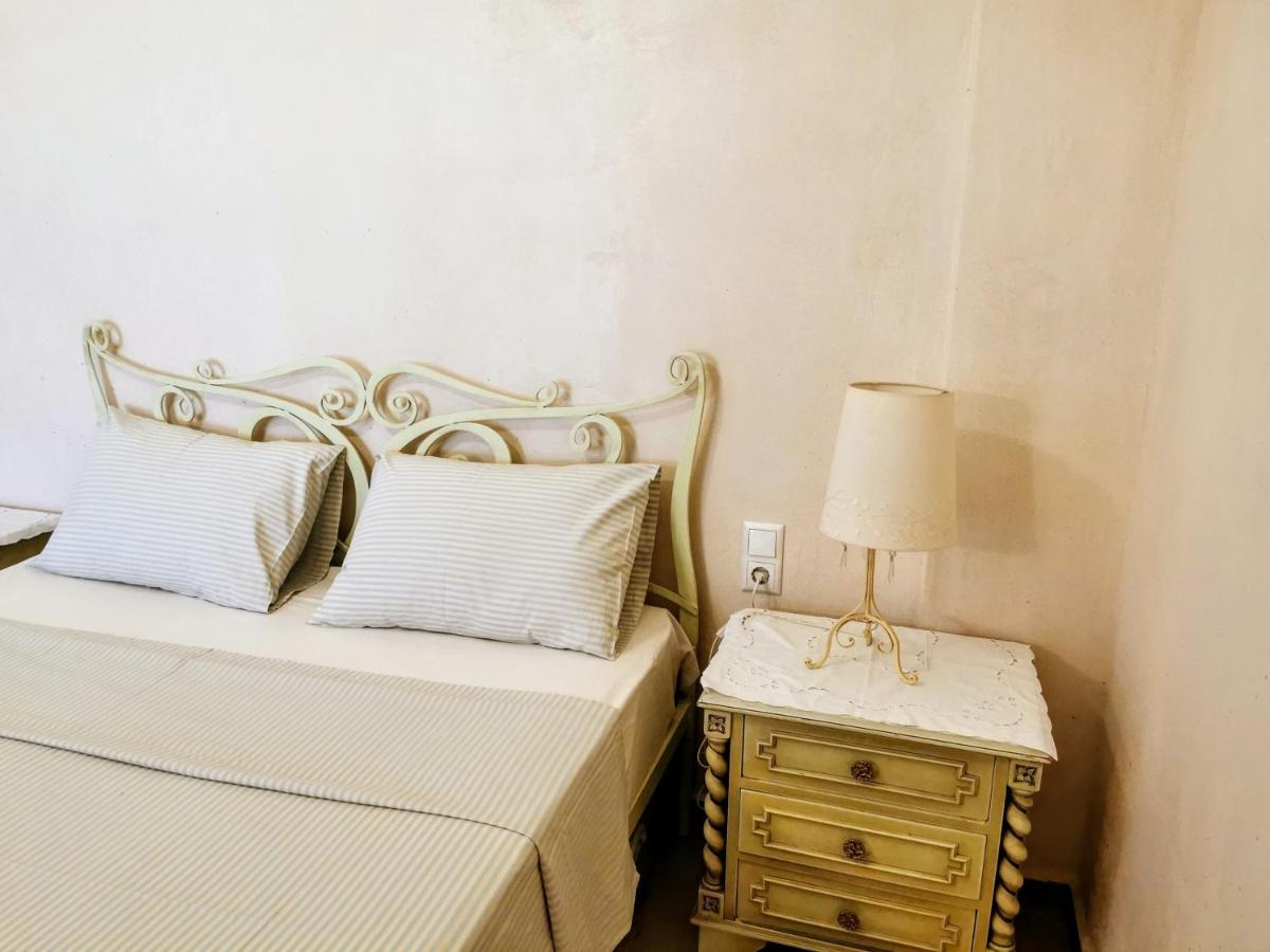 Aelia Apartment Камиларион Екстериор снимка